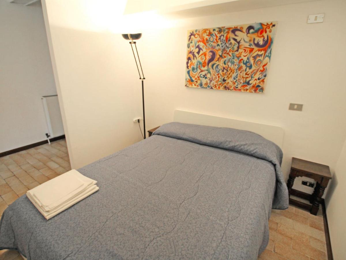 Apartment Hermitage-5 By Interhome Porto Valtravaglia Eksteriør billede