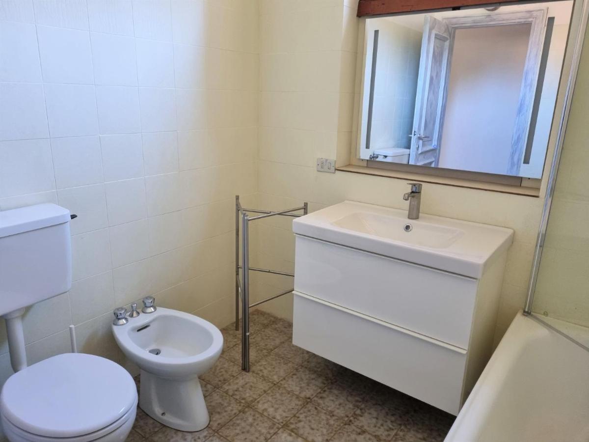 Apartment Hermitage-5 By Interhome Porto Valtravaglia Eksteriør billede