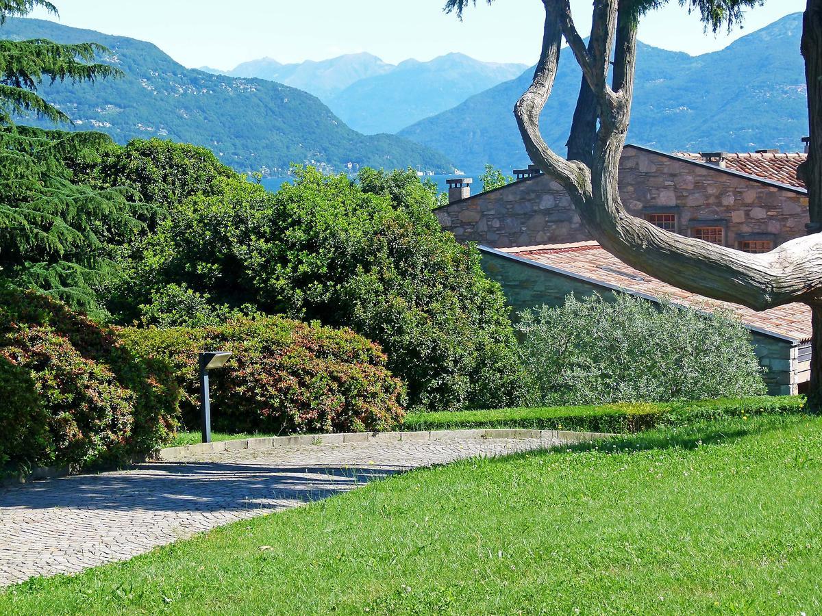 Apartment Hermitage-5 By Interhome Porto Valtravaglia Eksteriør billede